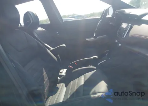 2020 Nissan Kicks Sr Xtronic Cvt из США, поврежденный, VIN 3N1CP5DV7LL506981